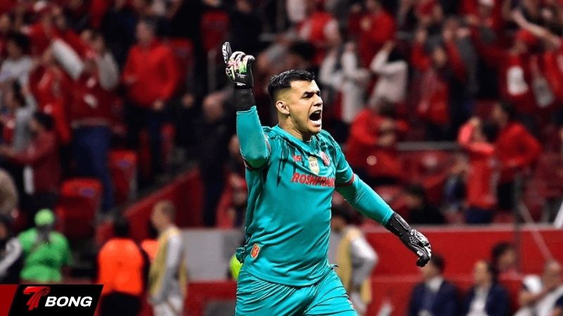 Loạt luân lưu định mệnh và người hùng mang tên Luis García